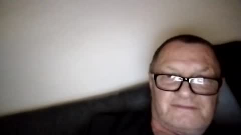 Snapshot of frauenfeind1 chatting on January 2025 09:19:02 AM Wolfi online show from January 2025 09:19:02 AM