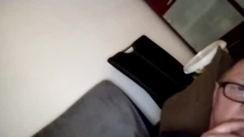 Snapshot of frauenfeind1 chatting on February 2025 12:58:01 PM Wolfi online show from February 2025 12:58:01 PM