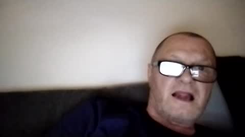 Snapshot of frauenfeind1 chatting on February 2025 07:50:01 AM Wolfi online show from February 2025 07:50:01 AM