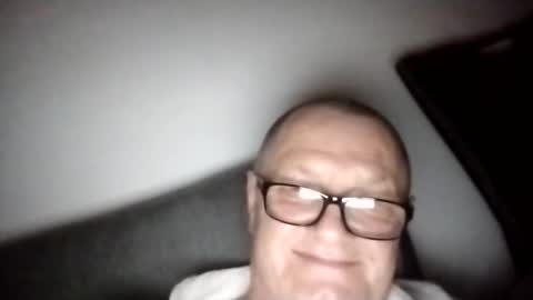 Snapshot of frauenfeind1 chatting on February 2025 06:21:01 PM Wolfi online show from February 2025 06:21:01 PM