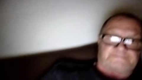 Snapshot of frauenfeind1 chatting on September 2025 07:41:01 AM Wolfi online show from September 2025 07:41:01 AM