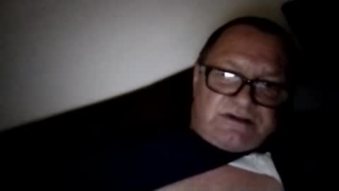 Snapshot of frauenfeind1 chatting on October 2025 02:07:01 PM Wolfi online show from October 2025 02:07:01 PM