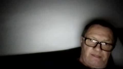 Snapshot of frauenfeind1 chatting on November 2025 06:23:01 AM Wolfi online show from November 2025 06:23:01 AM