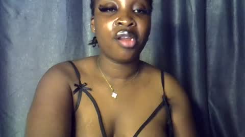 Snapshot of freaky_brula chatting on June 2026 10:45:02 PM freaky brula online show from June 2026 10:45:02 PM
