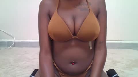 freaky_shade online show from March 2026 10:21:02 AM