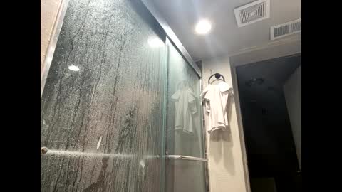 Freakybubba online show from September 2025 02:44:01 PM