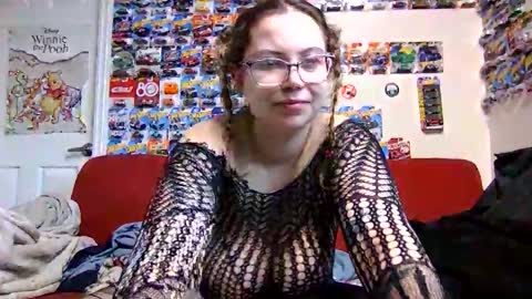 FreakyDreama online show from April 2026 01:49:02 PM