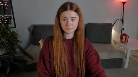 Snapshot of freckle_diyana chatting on November 2025 09:35:01 PM Diyana online show from November 2025 09:35:01 PM