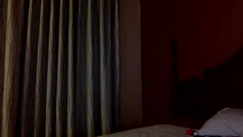 Snapshot of freckledfreaks chatting on February 2025 05:19:01 AM Me Myself Irene online show from February 2025 05:19:01 AM