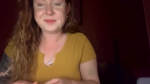 Snapshot of freckledfreaks chatting on February 2025 04:01:01 AM Me Myself Irene online show from February 2025 04:01:01 AM