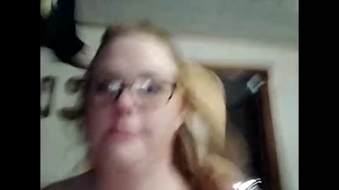 frecklesandsparky online show from June 2026 06:39:01 AM
