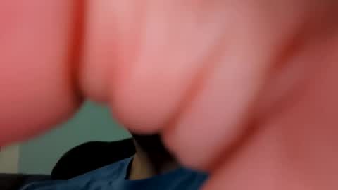 fred2132564158 online show from April 2026 03:28:01 AM