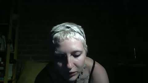 Snapshot of fred_reid chatting on May 2026 02:50:01 AM Lily Red online show from May 2026 02:50:01 AM