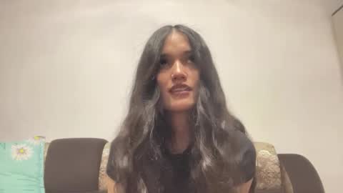 Mia online show from June 2026 05:15:02 PM