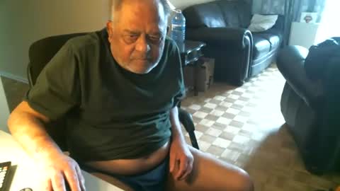Snapshot of fredthetiger chatting on June 2026 03:48:01 PM fredthetiger online show from June 2026 03:48:01 PM