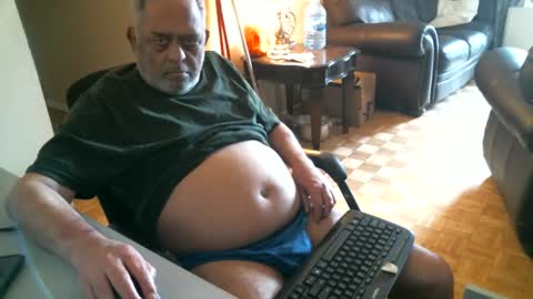 Snapshot of fredthetiger chatting on June 2026 08:17:01 PM fredthetiger online show from June 2026 08:17:01 PM