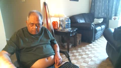 Snapshot of fredthetiger chatting on June 2026 03:11:02 PM fredthetiger online show from June 2026 03:11:02 PM