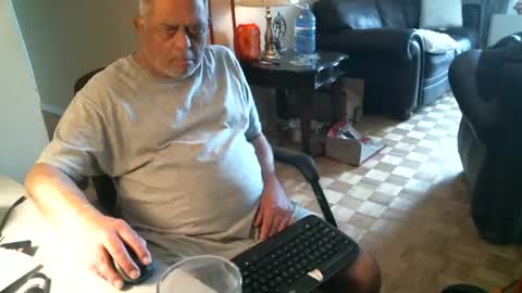 Snapshot of fredthetiger chatting on June 2026 03:57:01 PM fredthetiger online show from June 2026 03:57:01 PM