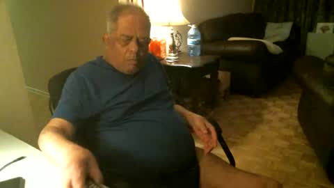 Snapshot of fredthetiger chatting on July 2026 03:02:01 AM fredthetiger online show from July 2026 03:02:01 AM