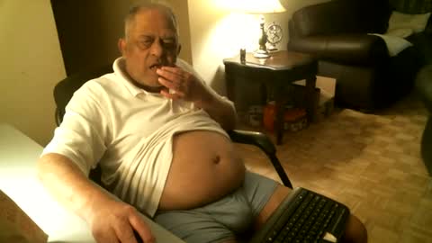 Snapshot of fredthetiger chatting on July 2026 02:09:01 AM fredthetiger online show from July 2026 02:09:01 AM