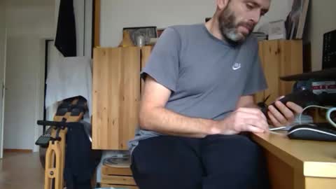 free_love_for_everyone online show from February 2026 11:35:02 AM