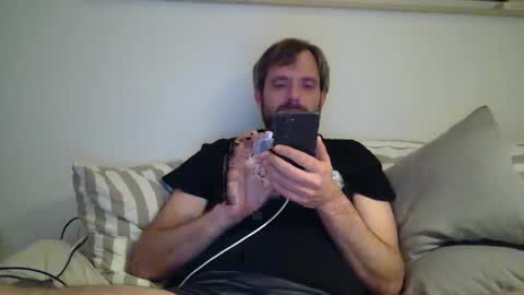 Snapshot of free_love_for_everyone chatting on April 2026 12:02:02 AM free_love_for_everyone online show from April 2026 12:02:02 AM