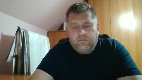 freeboy80180 online show from October 2025 05:34:01 PM