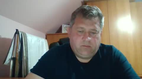 freeboy80180 online show from October 2025 04:22:01 PM