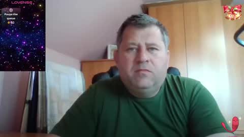 freeboy80180 online show from December 2025 11:08:02 AM