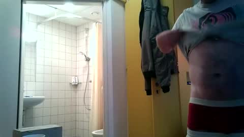 Snapshot of freedomloveherr chatting on December 2025 11:17:01 AM Matricks seven online show from December 2025 11:17:01 AM