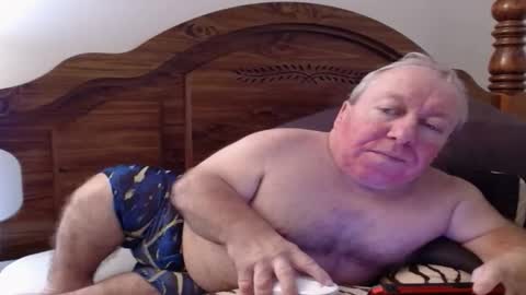 Snapshot of freemysoul4748 chatting on November 2025 07:27:01 AM Cute Lil Man online show from November 2025 07:27:01 AM