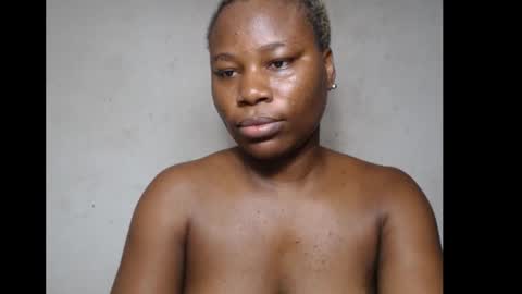 frekkymorelle online show from October 2025 04:45:01 AM