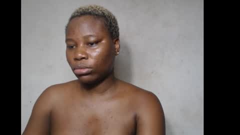 frekkymorelle online show from October 2025 04:42:01 AM