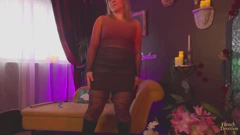 Louise or Lou 3 online show from February 2026 02:45:01 PM