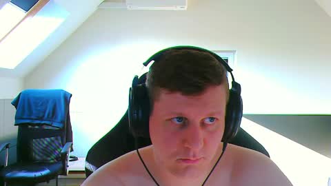 Snapshot of frenchfrieswithmayo chatting on April 2026 04:04:02 PM French fries online show from April 2026 04:04:02 PM