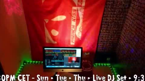 frenchkissdjfk online show from November 2025 04:45:02 PM