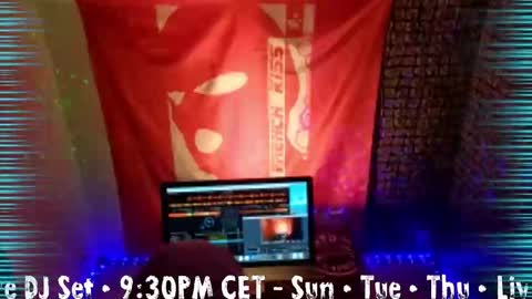frenchkissdjfk online show from December 2025 05:07:02 PM