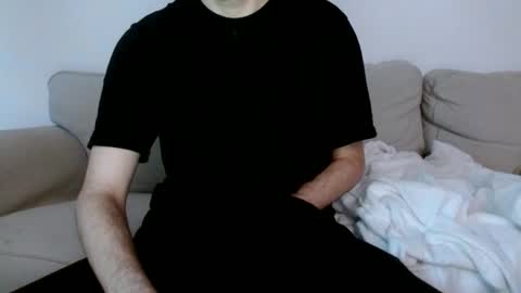 Snapshot of frenchms chatting on January 2025 04:20:01 PM frenchms online show from January 2025 04:20:01 PM