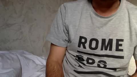 Snapshot of frenchy899 chatting on January 2025 02:41:02 PM Antoine online show from January 2025 02:41:02 PM