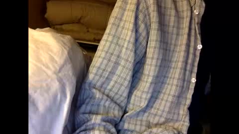 Snapshot of frenchy899 chatting on January 2025 08:04:01 PM Antoine online show from January 2025 08:04:01 PM