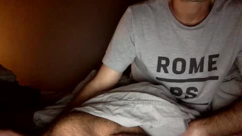 Snapshot of frenchy899 chatting on January 2025 04:57:02 PM Antoine online show from January 2025 04:57:02 PM