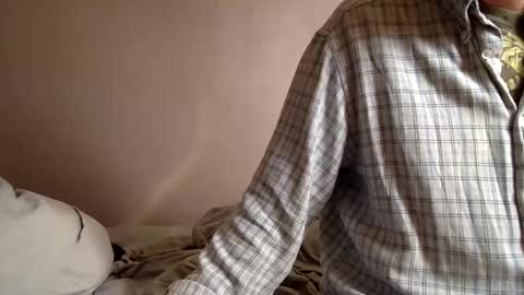 Snapshot of frenchy899 chatting on January 2025 10:41:01 AM Antoine online show from January 2025 10:41:01 AM