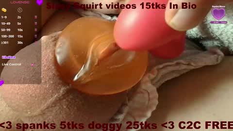 Snapshot of frenulumsnap chatting on November 2025 02:42:02 PM Meadow online show from November 2025 02:42:02 PM