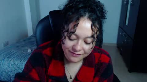 Snapshot of freud_x_louise1 chatting on December 2024 08:44:02 AM Louise  online show from December 2024 08:44:02 AM