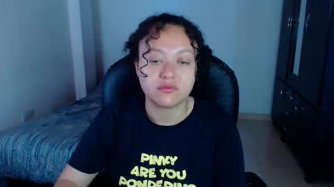 Louise  online show from November 2025 12:05:02 PM