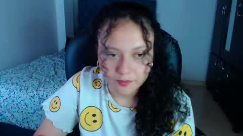 Snapshot of freud_x_louise1 chatting on July 2026 01:23:02 AM Louise online show from July 2026 01:23:02 AM