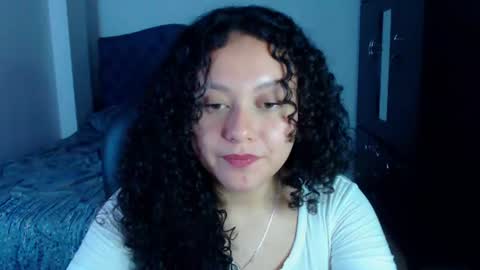 Snapshot of freud_x_louise1 chatting on August 2026 03:09:01 AM Louise online show from August 2026 03:09:01 AM