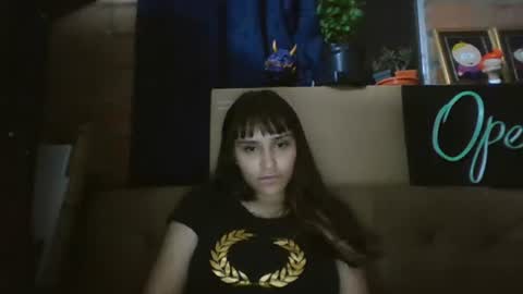 Freya  online show from January 2025 05:42:02 AM