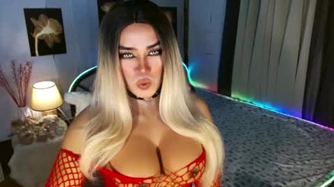 Snapshot of freya_lovestocum chatting on May 2026 12:19:01 AM Miss Frea online show from May 2026 12:19:01 AM