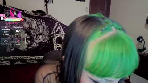 freyaa_sorceress online show from February 2026 10:41:01 PM